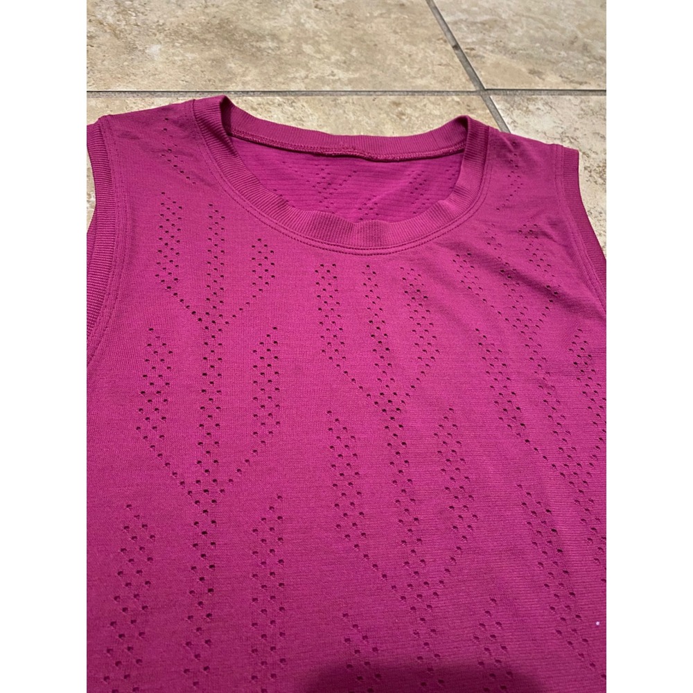 Lululemon Swiftly Breathe Muscle Tank Top Fletching Lines Ripened Raspberry Sz 6 - Picture 7 of 15
